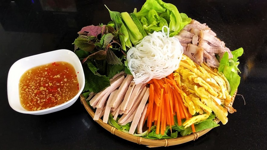 Korean Stars Love Vietnamese Rolls Korean Stars Love Vietnamese Spring Rolls