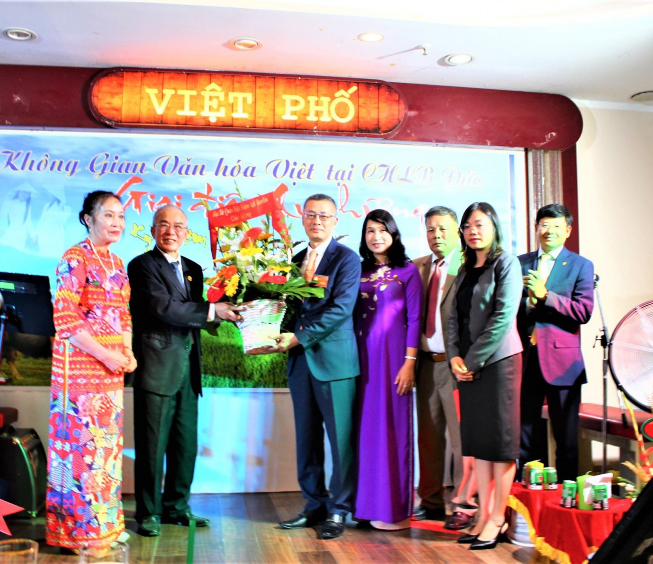 Không gian văn hóa Việt tại Đức Không gian văn hóa Việt tại Đức