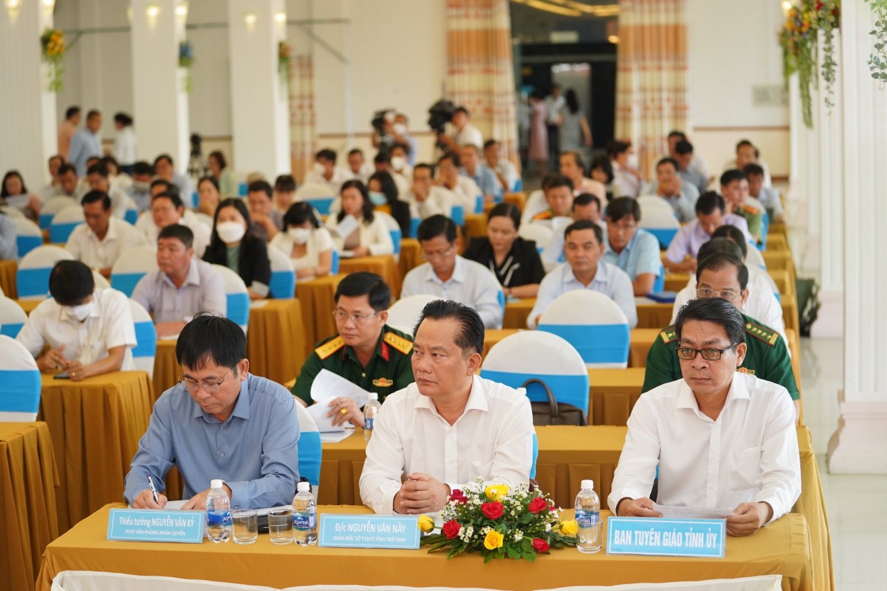 Quang cảnh hội nghị. Quang cảnh hội nghị.