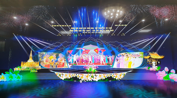 Ngày hội giao lưu văn hóa, thể thao và du lịch vùng biên giới Việt – Lào (Ảnh minh họa). Ngày hội giao lưu văn hóa, thể thao và du lịch vùng biên giới Việt – Lào (Ảnh minh họa).