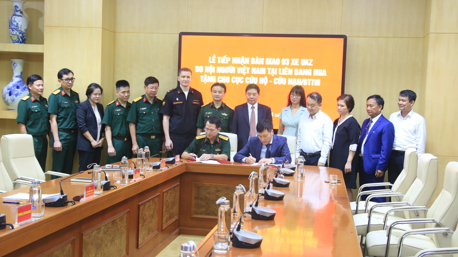 Cộng đồng người Việt tại LB Nga đóng góp thiết thực cho công tác cứu hộ-cứu nạn tại Việt Nam Cộng đồng người Việt tại LB Nga: Đóng góp thiết thực cho công tác cứu hộ - cứu nạn tại quê nhà