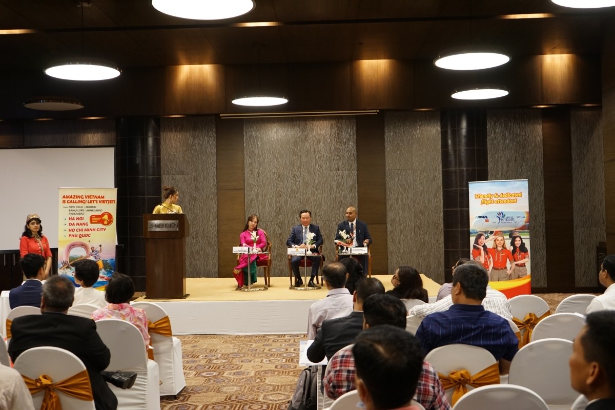 Hội nghị giới thiệu du lịch Đà Nẵng tại thủ đô New Delhi, Ấn Độ. Hội nghị giới thiệu du lịch Đà Nẵng tại thủ đô New Delhi, Ấn Độ.