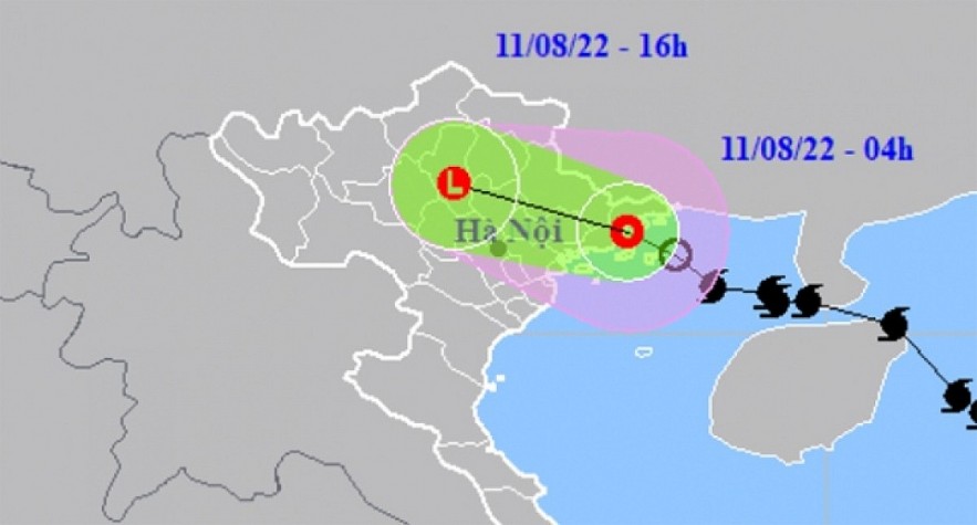 Tropical storm Mulan has weakened before making landfall along the northern coast on August 11. Photo: VOV Tropical storm Mulan has weakened before making landfall along the northern coast on August 11. Photo: VOV