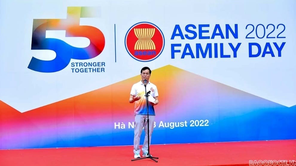 ASEAN Family Day 2022 Connect Ties in the Community and Partners in Hanoi ASEAN Family Day 2022 Connect Ties in the Community and Partners in Hanoi