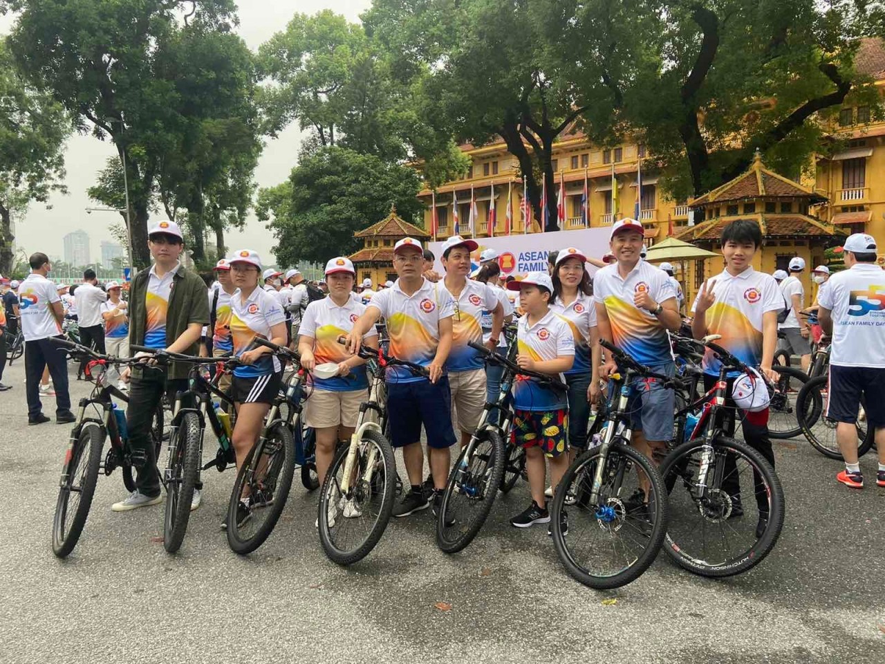ASEAN Family Day 2022 Connect Ties in the Community and Partners in Hanoi ASEAN Family Day 2022 Connect Ties in the Community and Partners in Hanoi