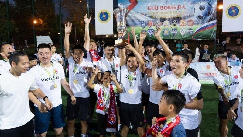 Bế mạc giải bóng đá cộng đồng người Việt tại Nga năm 2022 Bế mạc giải bóng đá cộng đồng người Việt tại Nga năm 2022