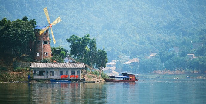 Vẻ đẹp của Thung Nai, Hòa Bình (Ảnh: KT).)