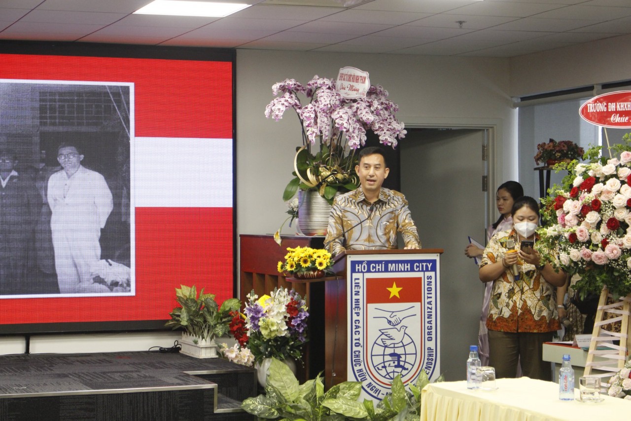 Ông Agustaviano Sofjan, Tổng lãnh sự Cộng hòa Indonesia tại TP Hồ Chí Minh phát biểu tại buổi lễ (Ảnh: HUFO). Ông Agustaviano Sofjan, Tổng lãnh sự Cộng hòa Indonesia tại TP Hồ Chí Minh phát biểu tại buổi lễ (Ảnh: HUFO).