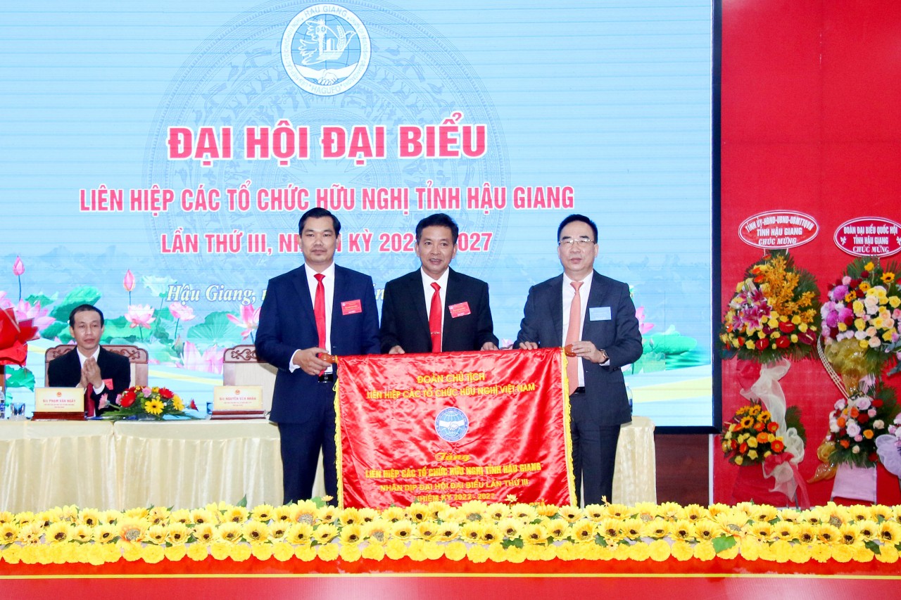 Liên hiệp các tổ chức hữu nghị Hậu Giang: Phát huy tốt vai trò đối ngoại nhân dân tại địa phương Liên hiệp các tổ chức hữu nghị Hậu Giang: Phát huy tốt vai trò đối ngoại nhân dân tại địa phương