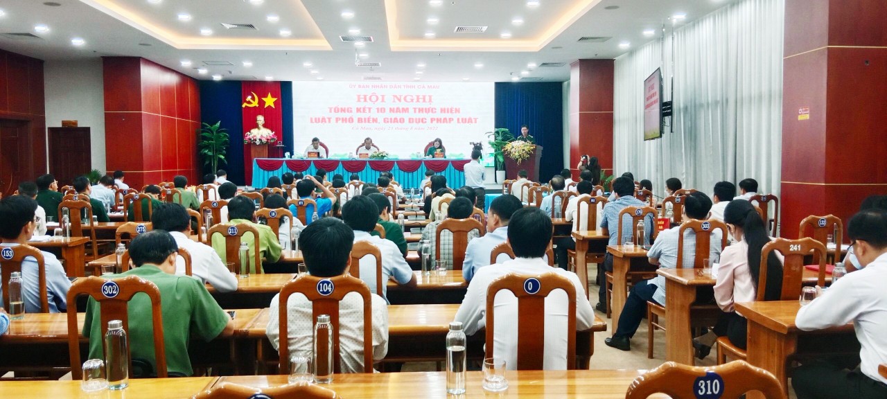 Cà Mau: 10 năm, triển khai hơn 20 Chương trình, Đề án phổ biến, giáo dục pháp luật Cà Mau: 10 năm, triển khai hơn 20 Chương trình, Đề án phổ biến, giáo dục pháp luật