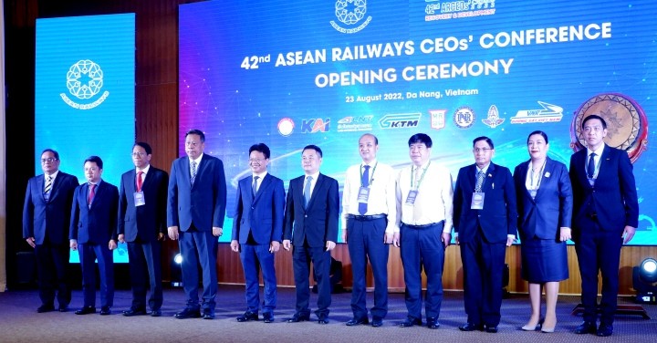 8 nước ASEAN tham gia Hội nghị Tổng Giám đốc Đường sắt ASEAN lần thứ 42 8 nước ASEAN tham gia Hội nghị Tổng Giám đốc Đường sắt ASEAN lần thứ 42