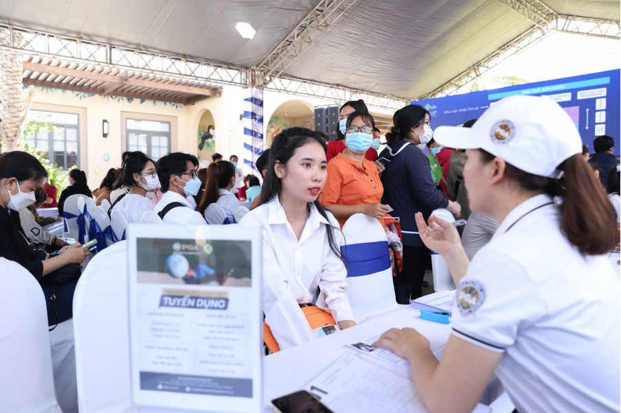 NovaGroup góp phần thúc đẩy kinh tế, chuyển dịch cơ cấu lao động địa phương NovaGroup góp phần thúc đẩy kinh tế, chuyển dịch cơ cấu lao động địa phương