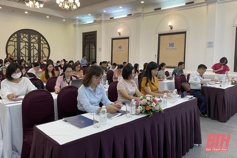 Tập huấn bảo vệ và hỗ trợ trẻ em tương tác lành mạnh, sáng tạo trên môi trường mạng Tập huấn bảo vệ và hỗ trợ trẻ em tương tác lành mạnh, sáng tạo trên môi trường mạng