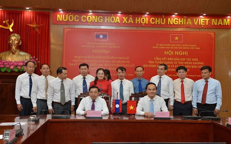 Nơi ghi dấu tình hữu nghị Việt-Lào Nơi ghi dấu tình hữu nghị Việt-Lào