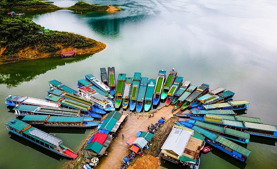 Na Hang - Lam Binh Eco-Tourism Site, the Natural Jewel of Tuyen Quang Na Hang - Lam Binh Eco-Tourism Site: The Natural Jewel of Tuyen Quang