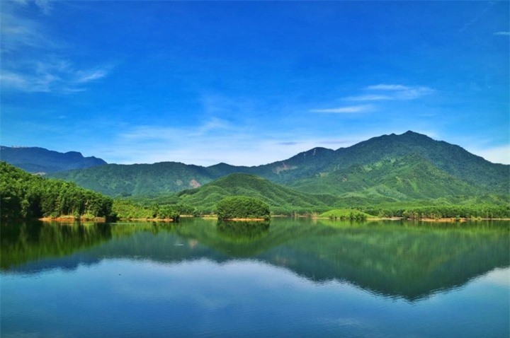 Hidden Gem In Da Nang: Hoa Trung Dreamy Floating Steppe Hidden Gem In Da Nang: Hoa Trung Dreamy Floating Steppe