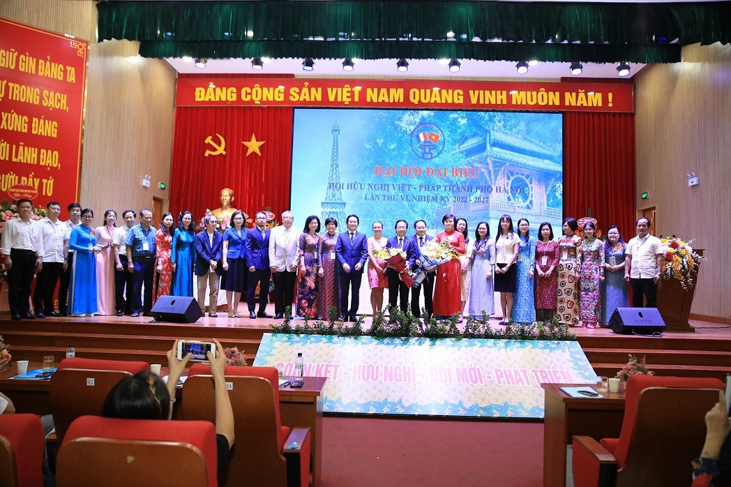Hanoi's Friendship Association Promotes Vietnam-France Exchanges and Cooperation Hanoi's Friendship Association Promotes Vietnam-France Exchanges and Cooperation