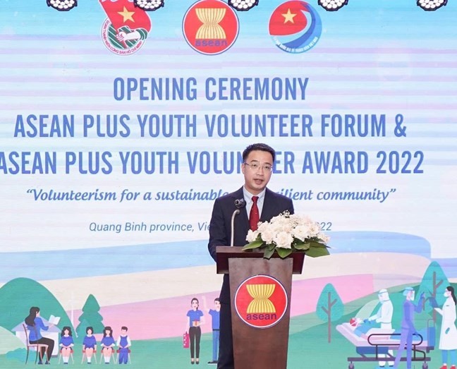ASEAN Plus Youth Volunteer Forum opens in Vietnam ASEAN Plus Youth Volunteer Forum opens in Vietnam