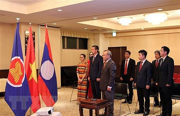 Kỷ niệm 60 năm thiết lập quan hệ Việt Nam-Lào tại Nhật Bản | Chính trị | Vietnam+ (VietnamPlus) Kỷ niệm 60 năm thiết lập quan hệ Việt Nam-Lào tại Nhật Bản | Chính trị | Vietnam+ (VietnamPlus)