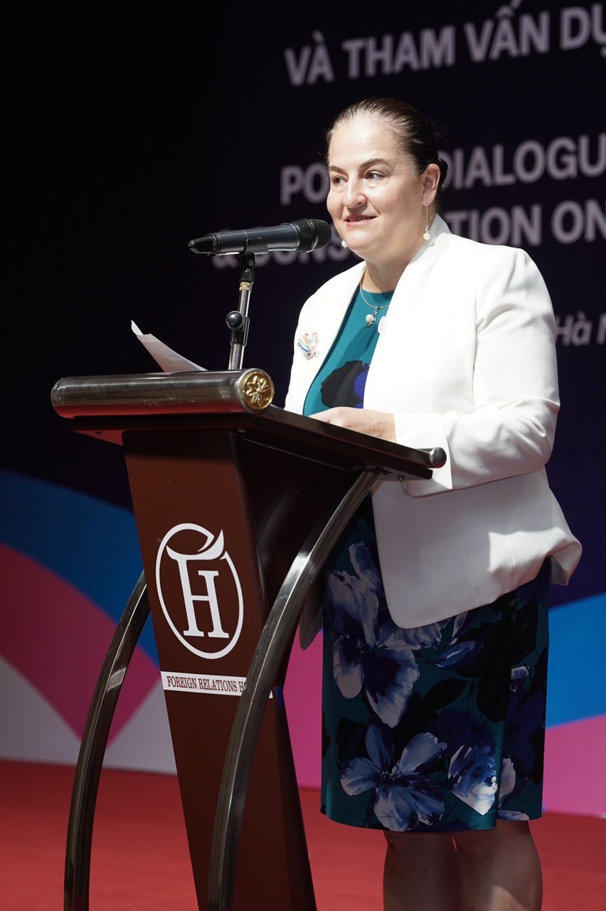 UN Women đánh giá cao Việt Nam trong việc xây dựng Luật chuyển đổi giới tính UN Women đánh giá cao Việt Nam trong việc xây dựng Luật chuyển đổi giới tính