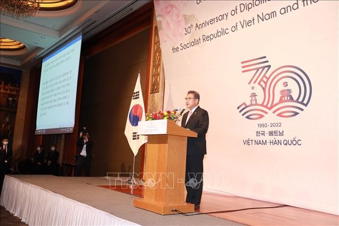 Việt Nam đóng vai trò quan trọng trong gắn kết Hàn Quốc với Đông Nam Á Việt Nam đóng vai trò quan trọng trong gắn kết Hàn Quốc với Đông Nam Á