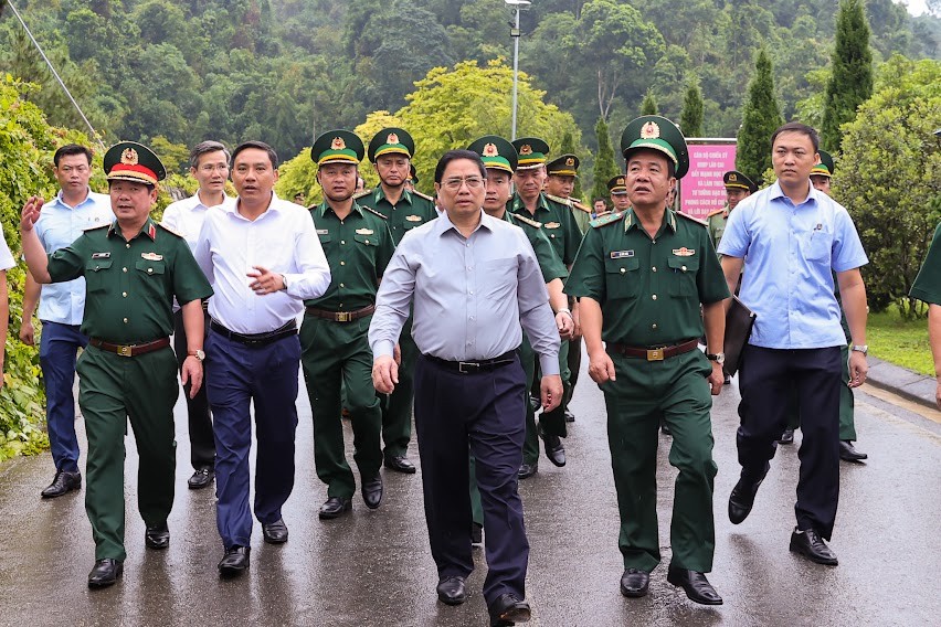Thủ tướng: Xây dựng khu vực phòng thủ vững chắc về an ninh quốc phòng và phòng tuyến hợp tác, phát triển kinh tế Thủ tướng: Xây dựng khu vực phòng thủ vững chắc về an ninh quốc phòng và phòng tuyến hợp tác, phát triển kinh tế