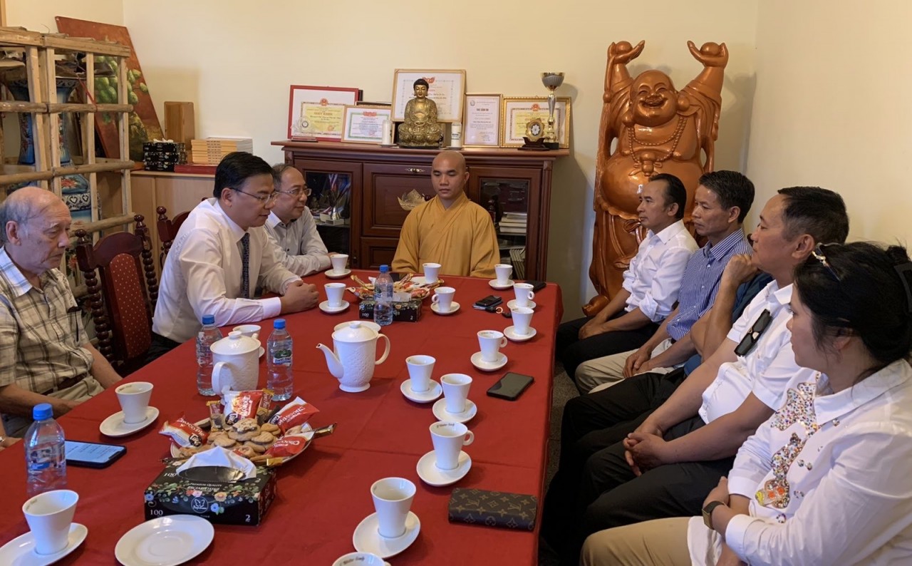Thứ trưởng Phạm Quang Hiệu gặp mặt, trao đổi với cộng đồng người Việt Nam tại Ba Lan Thứ trưởng Phạm Quang Hiệu gặp mặt, trao đổi với cộng đồng người Việt Nam tại Ba Lan