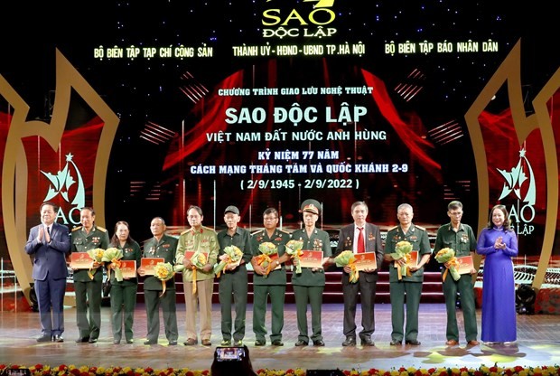 “Sao Độc lập” - Tôn vinh những giá trị trường tồn, bất diệt của dân tộc “Sao Độc lập” - Tôn vinh những giá trị trường tồn, bất diệt của dân tộc