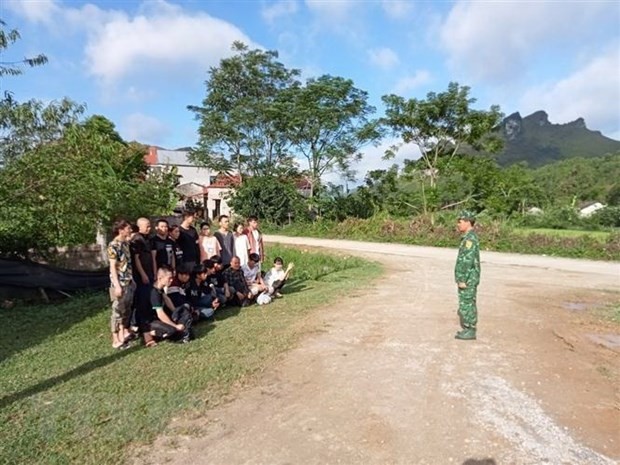 Cao Bằng ngăn chặn và tiếp nhận trên 100 công dân xuất, nhập cảnh trái phép Cao Bằng ngăn chặn và tiếp nhận trên 100 công dân xuất, nhập cảnh trái phép