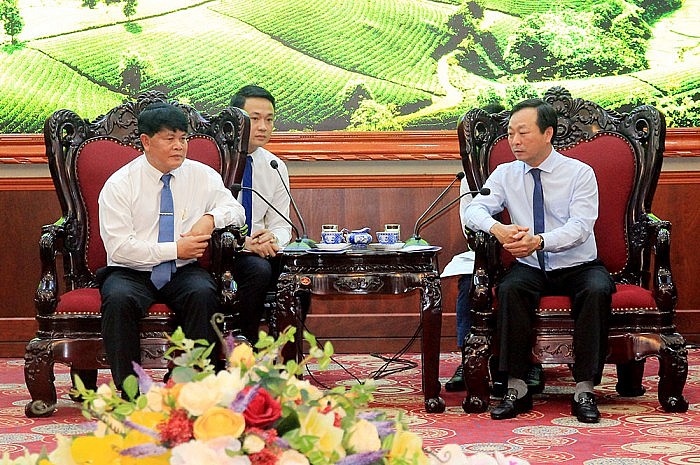 Tăng cường hợp tác hữu nghị giữa hai tỉnh Phú Thọ và Bò Kẹo Tăng cường hợp tác hữu nghị giữa hai tỉnh Phú Thọ và Bò Kẹo