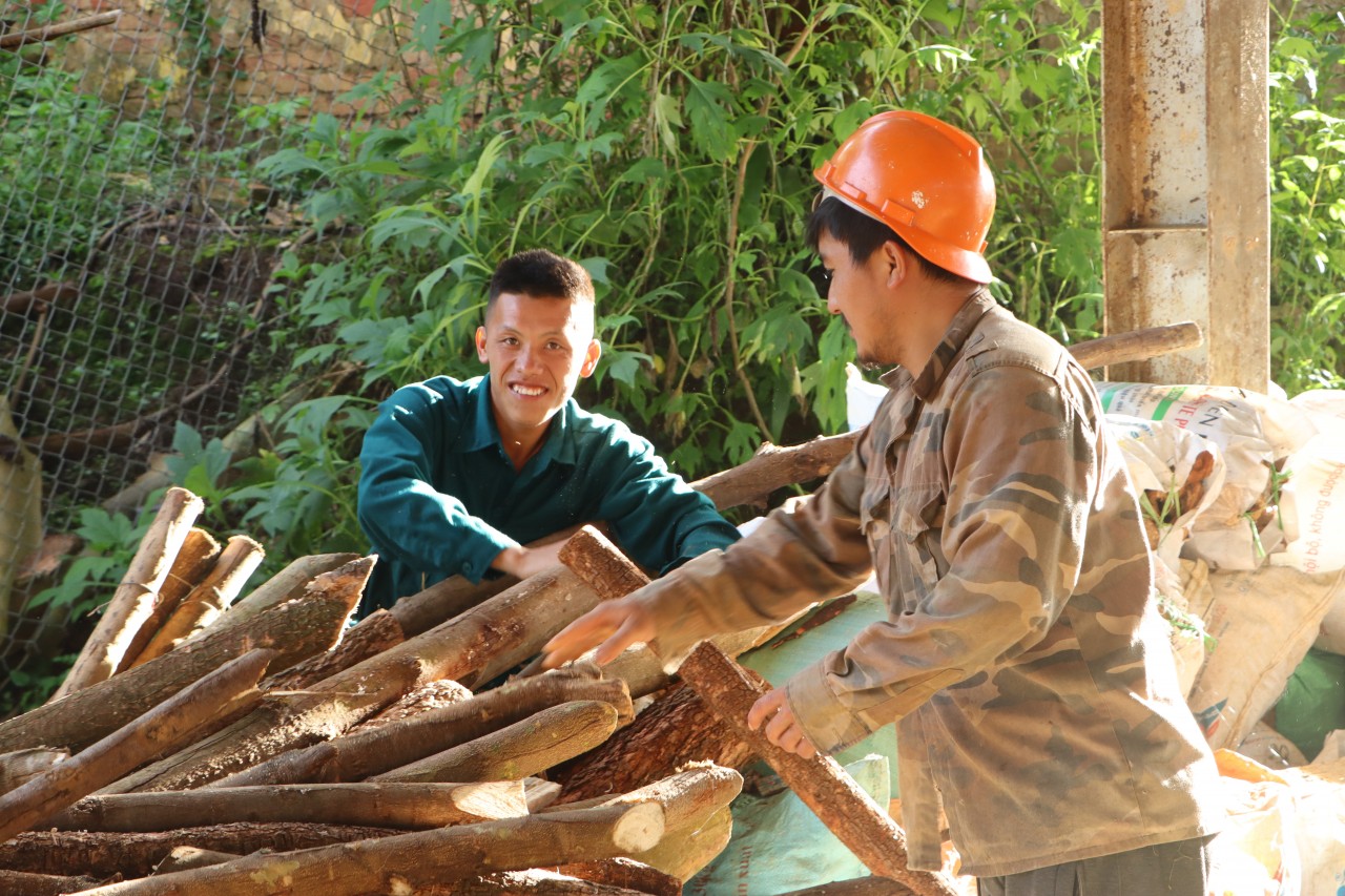 Vẻ đẹp đơn sơ bản Lao Khô - nơi ghi dấu tình hữu nghị Việt Lào