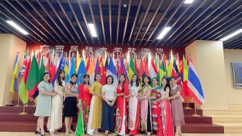Tiếng lòng của người Việt tại Trung Quốc trong ngày Quốc khánh