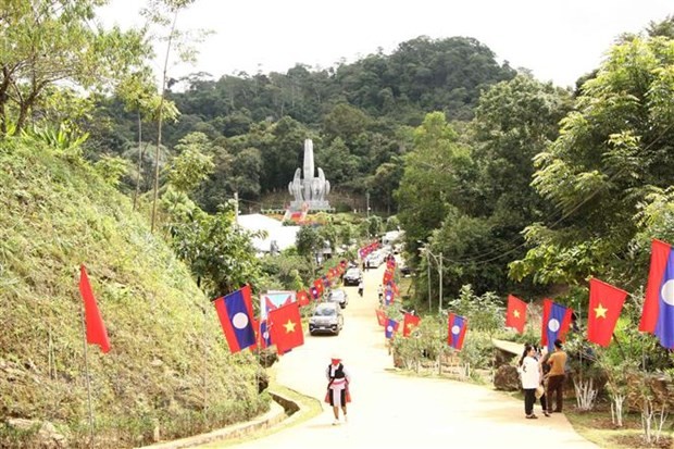 Quang cảnh Khu di tích lịch sử cách mạng Việt Nam-Lào tại bản Lao Khô I, xã Phiêng Khoài, huyện Yên Châu, tỉnh Sơn La (Ảnh: Nguyễn Cường/TTXVN) Quang cảnh Khu di tích lịch sử cách mạng Việt Nam-Lào tại bản Lao Khô I, xã Phiêng Khoài, huyện Yên Châu, tỉnh Sơn La (Ảnh: Nguyễn Cường/TTXVN)