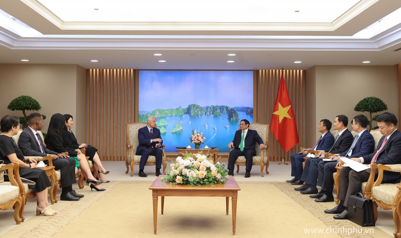 Standard Chartered xây dựng báo cáo "Việt Nam: Chuẩn bị cho bước nhảy vọt" Standard Chartered xây dựng báo cáo "Việt Nam: Chuẩn bị cho bước nhảy vọt"