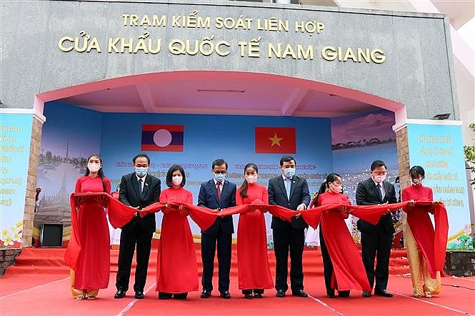 Xekong - Quảng Nam quan hệ truyền thống, đoàn kết đặc biệt và hợp tác toàn diện Xekong - Quảng Nam quan hệ truyền thống, đoàn kết đặc biệt và hợp tác toàn diện