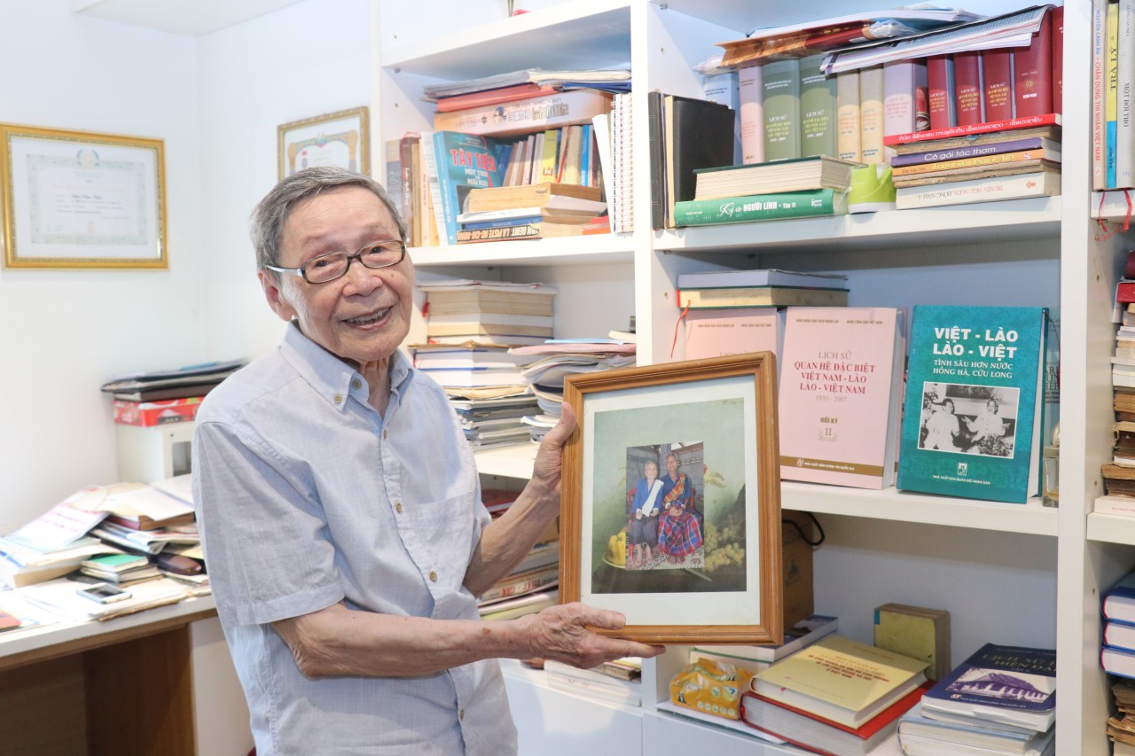 Phò Thít Tha, người dẫn đường trong vòng sinh tử Phò Thít Tha, người dẫn đường trong vòng sinh tử