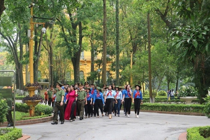 Khu Di tích Chủ tịch Hồ Chí Minh tại Phủ Chủ tịch áp dụng vé điện tử Khu Di tích Chủ tịch Hồ Chí Minh tại Phủ Chủ tịch áp dụng vé điện tử