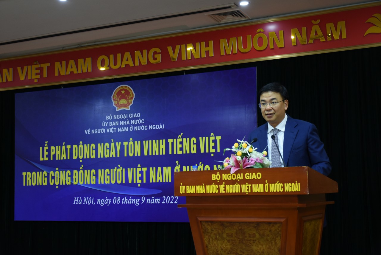 Phát động Ngày Tôn vinh tiếng Việt trong cộng đồng người Việt Nam ở nước ngoài Phát động Ngày Tôn vinh tiếng Việt trong cộng đồng người Việt Nam ở nước ngoài