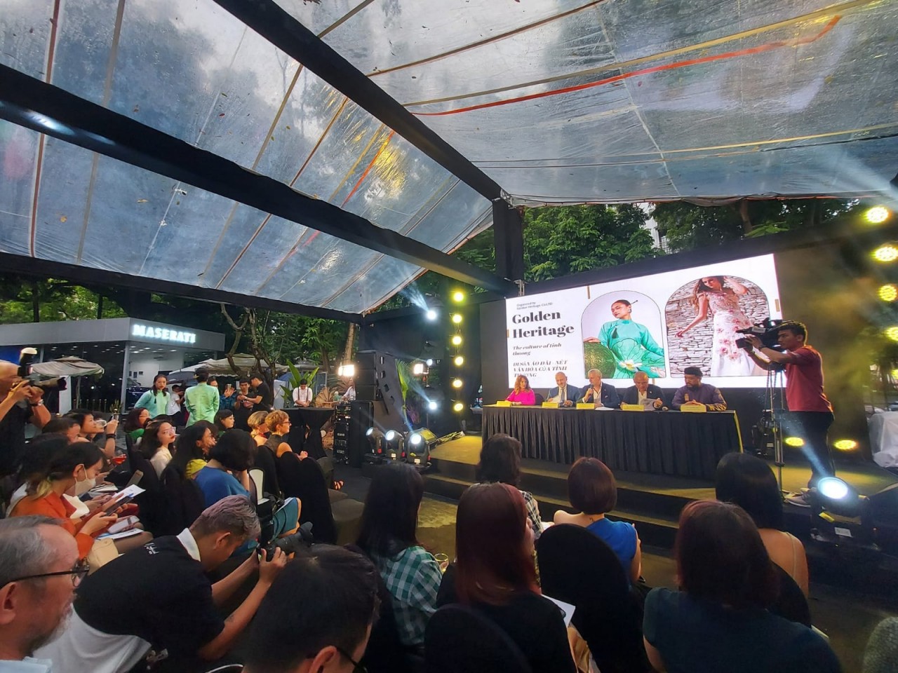 At the launch of the Ao Dai Heritage project on September 8 at Casa Italia, Hanoi. At the launch of the Ao Dai Heritage project on September 8 at Casa Italia, Hanoi.