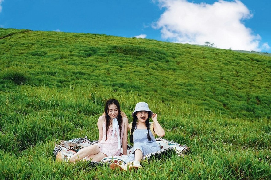 Stunning Grassland Like Windows Wallpaper In Son La Stunning Grassland Like Windows Wallpaper In Son La