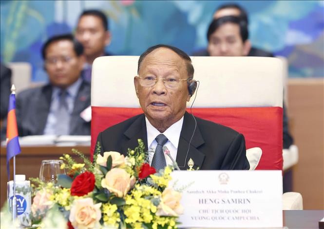 Chủ tịch Quốc hội Vương Đình Huệ đón, hội đàm với Chủ tịch Quốc hội Campuchia Chủ tịch Quốc hội Vương Đình Huệ đón, hội đàm với Chủ tịch Quốc hội Campuchia