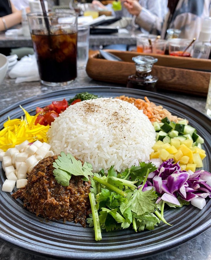 5 Dishes Visitors Should Try in Hue Five Must-try Dishes in Hue