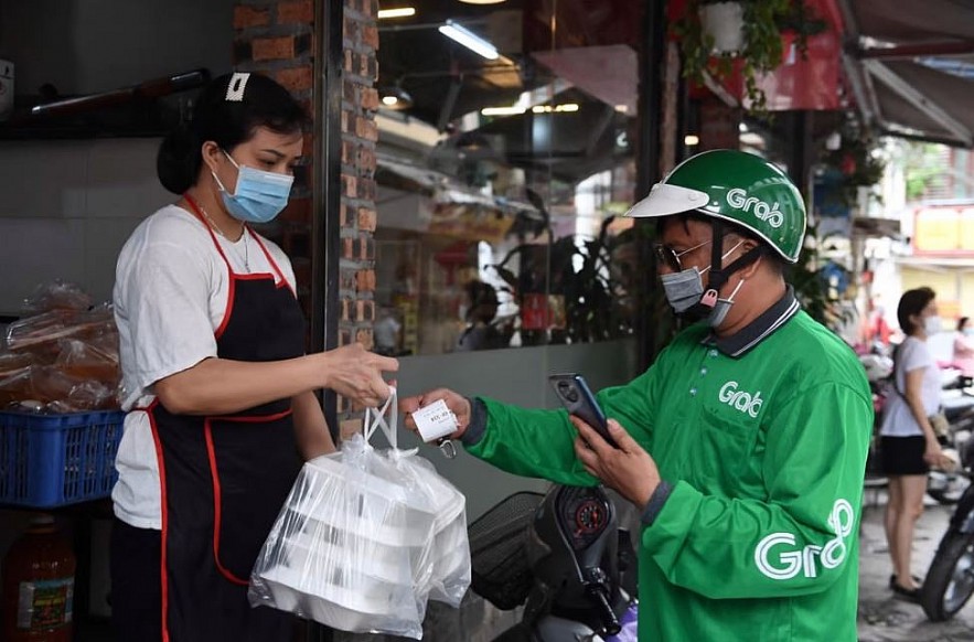 Vietnam Business & Weather Briefing (Sep 13): FDI disbursement in eight months posts record high Vietnam Business & Weather Briefing (Sep 13): FDI disbursement in eight months posts record high