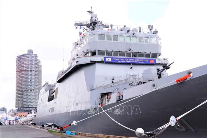 Hai tàu hải quân Hàn Quốc thăm Thành phố Hồ Chí Minh Hai tàu hải quân Hàn Quốc thăm Thành phố Hồ Chí Minh