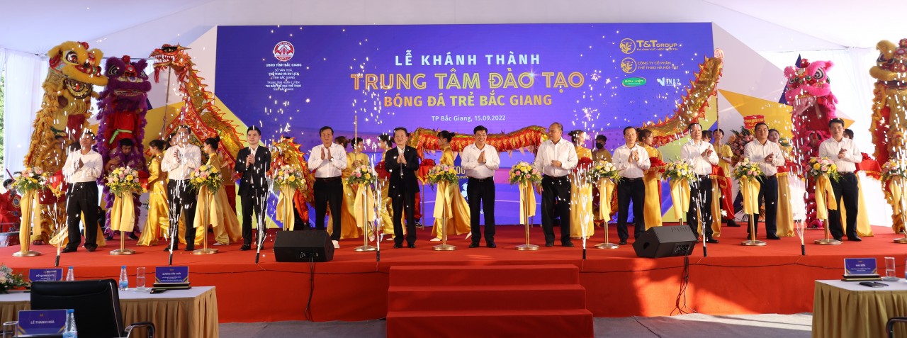 CLB bóng đá Hà Nội khánh thành trung tâm đào tạo bóng đá trẻ tại Bắc Giang