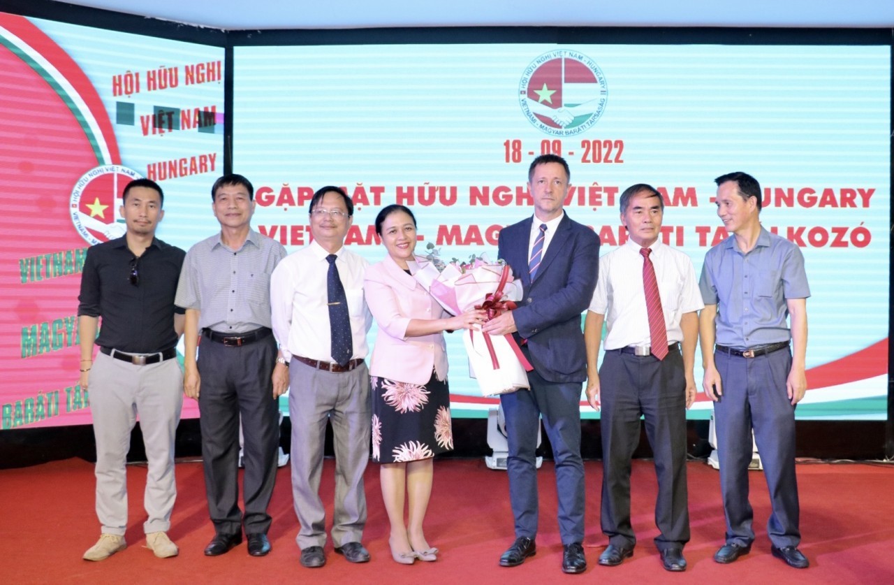 2022 Vietnam-Hungary Friendly Gathering Hosted in Hanoi 2022 Vietnam-Hungary Friendly Gathering Hosted in Hanoi