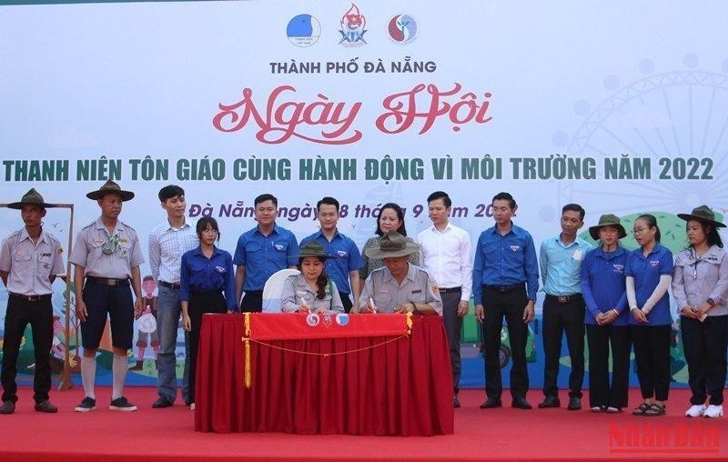 Hỗ trợ sửa nhà, trao sinh kế cho thanh niên tôn giáo Đà Nẵng Hỗ trợ sửa nhà, trao sinh kế cho thanh niên tôn giáo Đà Nẵng