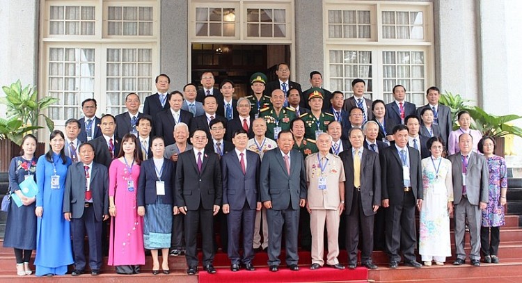 Hành trình hữu nghị qua 5 Liên hoan hữu nghị nhân dân Việt Nam - Lào Hành trình hữu nghị qua 5 Liên hoan hữu nghị nhân dân Việt Nam - Lào