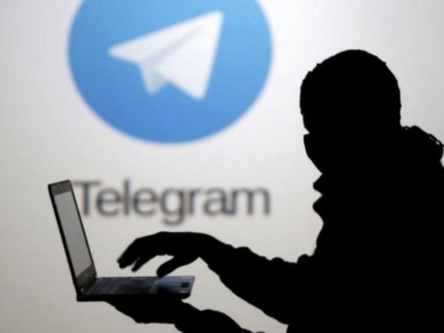 Loại tội phạm này thường sử dụng mạng xã hội Facebook, Zalo, Telegram… để lừa đảo. Loại tội phạm này thường sử dụng mạng xã hội Facebook, Zalo, Telegram… để lừa đảo.