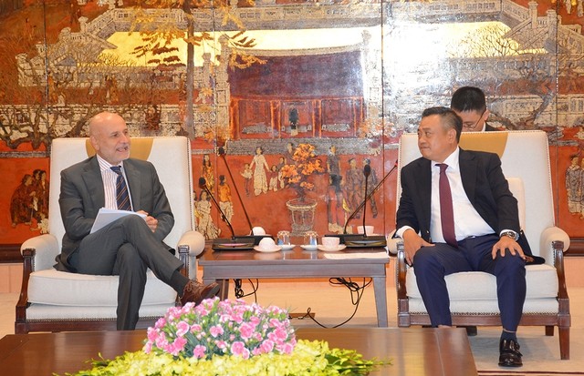 Phát triển hơn nữa quan hệ giữa Hà Nội với các địa phương của Italia Phát triển hơn nữa quan hệ giữa Hà Nội với các địa phương của Italia